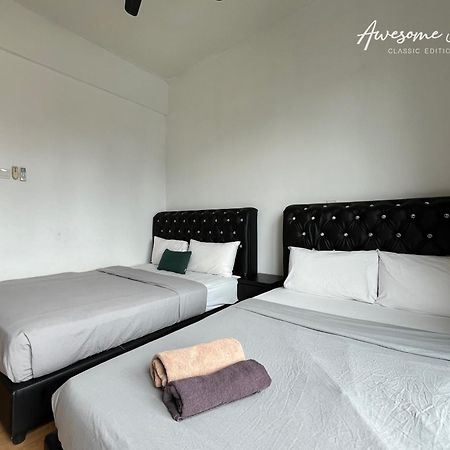 Regalia Residence And Suites By Awesomestay Kuala Lumpur Exterior photo