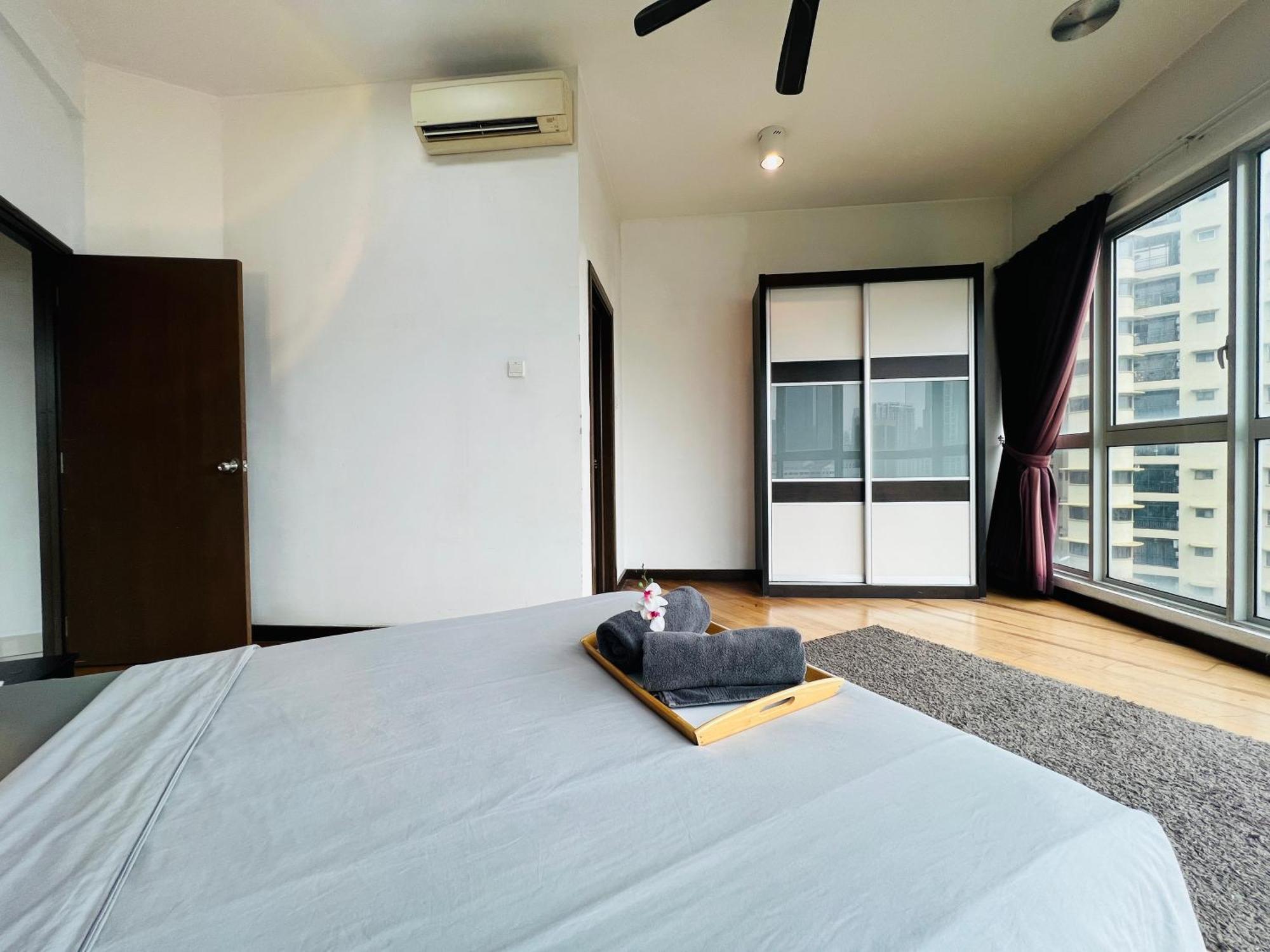 Regalia Residence And Suites By Awesomestay Kuala Lumpur Exterior photo